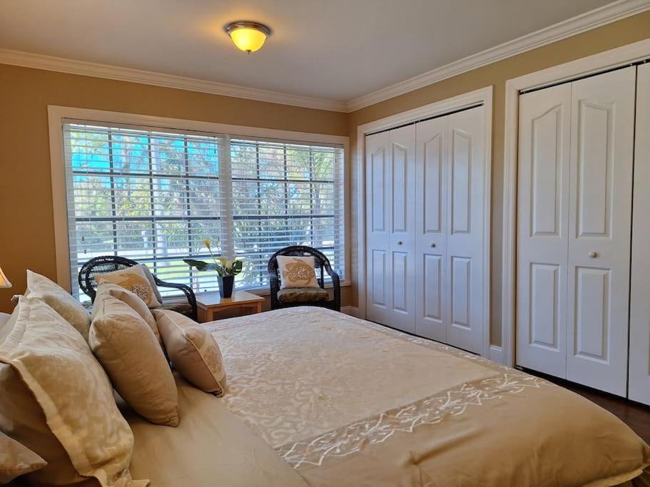 Vacation Home On Alligator Drive Woodmere Exterior foto